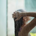 Как часто рекомендуют мыть волосы эксперты: простые советы
