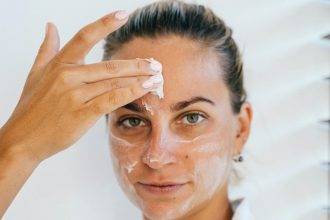6 простых способов сделать натуральный макияж, по мнению профессионалов