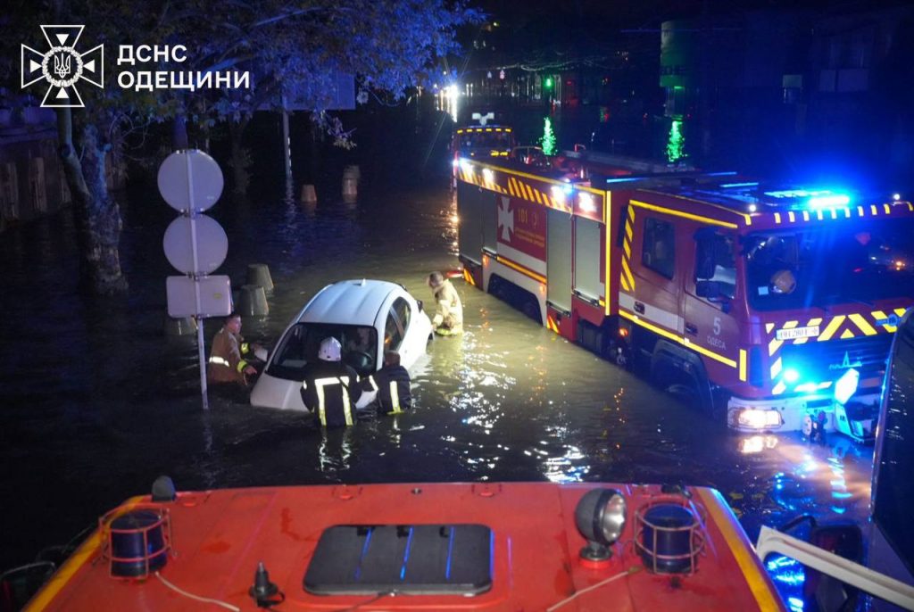 Наводнение в Одессе: девять погибших, среди них ребёнок
