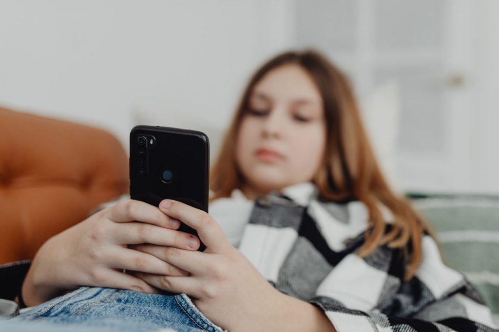 Что такое «ББ» в сленге: значение слова, происхождение и примеры использования в речи
