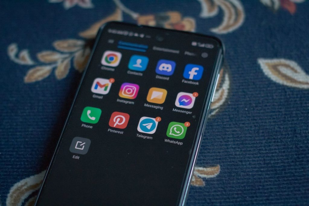 Как в Telegram зачеркнуть текст: простая инструкция для телефона и ПК