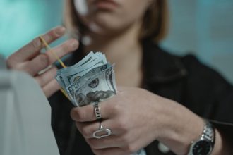 Курс доллара и евро в августе 2026: чего ждать украинцам и подорожает ли валюта