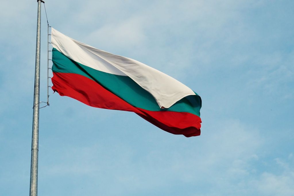 Как ругаются болгары: матюки и бранные слова на болгарском с переводом