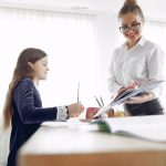 Классный руководитель: как правильно пишется и нужна ли большая буква на русском