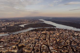 Как добраться из Украины в Сербию 2026: быстрые способы, цена, длительность поездки