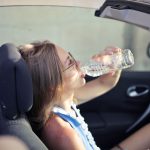 Что пить в дороге: вода, кофе или энергетики — какой напиток лучше выбрать в поездке