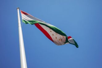 Маты на таджикском: распространенные ругательства и перевод на русский